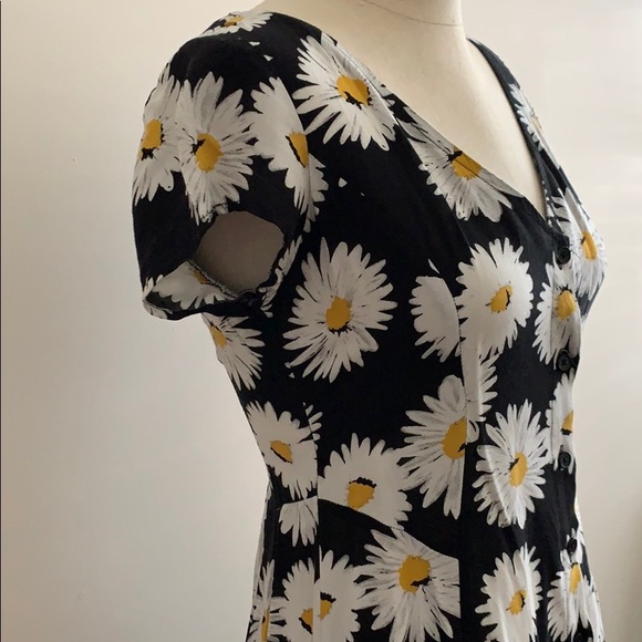 Summer mini dress - Picture 3 of 6